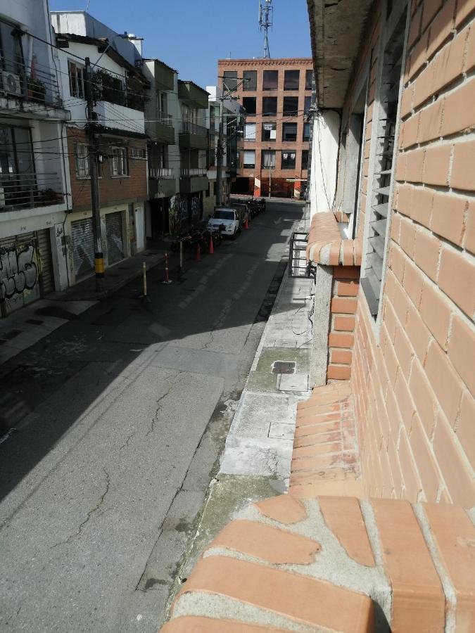 Apto Idoneo Para Descansar Muy Central En El Poblado Lejlighed Medellín Eksteriør billede